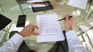 Наслаждайтесь A Sweet Office Companion - порно видео на ONE-PORN.COM