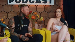 Наслаждайтесь Big Tits, Bubble Butt, and Face Sitting - порно видео на ONE-PORN.COM