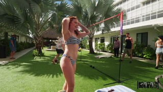 Наслаждайтесь Doggystyle with Katerina at the Resort - порно видео на ONE-PORN.COM