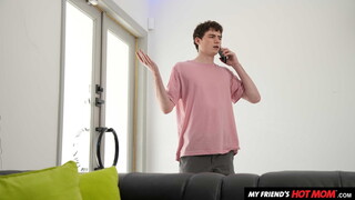 Наслаждайтесь Katalina Kyle Has a Piercing Experience with Son's Friend - порно видео на ONE-PORN.COM
