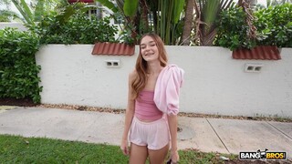 Наслаждайтесь Handjob Heaven for Hire - порно видео на ONE-PORN.COM