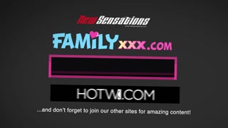 Наслаждайтесь Sex Toys and Fun with Alex Coal - порно видео на ONE-PORN.COM