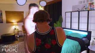 Наслаждайтесь Brunette Babe Citlali Hall Gets Down and Dirty! - порно видео на ONE-PORN.COM