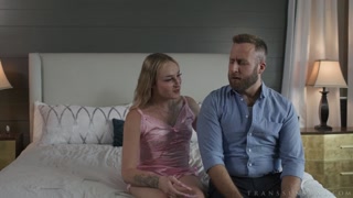 Наслаждайтесь Doggystyle with a Blonde TS in High Heels - порно видео на ONE-PORN.COM