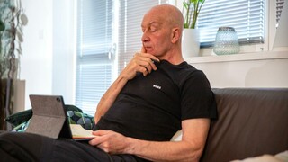 Наслаждайтесь Young Vera Jarw and Old Blanco's Sex Play - порно видео на ONE-PORN.COM