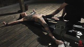 Наслаждайтесь The Pope's Skinny Slavegirl: Krysta Kaos - порно видео на ONE-PORN.COM