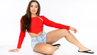 Наслаждайтесь Black and Beautiful: An Ebony Encounter - порно видео на ONE-PORN.COM