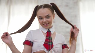 Наслаждайтесь Brunette Babe Destroyed by Monster Cocks - First DAP & Gaping - порно видео на ONE-PORN.COM