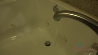 Наслаждайтесь Brunette GF Anissa Kate - Shower Fuck in High Heels - порно видео на ONE-PORN.COM