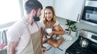 Chris Epic Fucks Barista - наслаждайся лучшим порно на ONE-PORN.COM