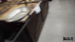 Наслаждайтесь Johnny Love and Aubry Babcock hot interracial sex - порно видео на ONE-PORN.COM