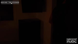 Наслаждайтесь Solo Star Brock Fisher Gets Groomed for Jasmine! - порно видео на ONE-PORN.COM