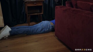 Наслаждайтесь Threesome with Cumshot and Facial - порно видео на ONE-PORN.COM