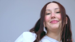 Наслаждайтесь Skully Flow's First Time Ass-To-Mouth Gangbang - порно видео на ONE-PORN.COM