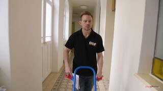 Lingerie-Clad Rebecca Sharon Gets Anal Fucked by Delivery Guy - наслаждайся лучшим порно на ONE-PORN.COM