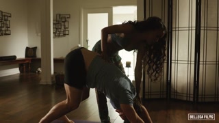 Наслаждайтесь Demi Sutra's Passionate Riding in Private Session - порно видео на ONE-PORN.COM