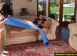 Наслаждайтесь Capri Cavalli's Enhanced Body Gets a Workout - порно видео на ONE-PORN.COM